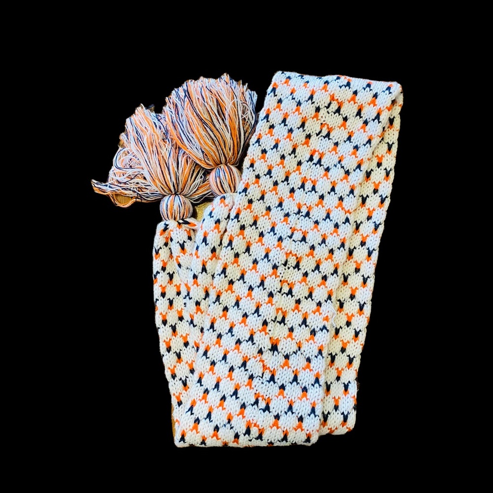 NFL The Bears Woven Tassel Scarf